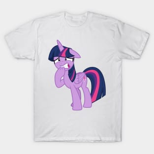 Twilight Sparkle biting her hoof T-Shirt